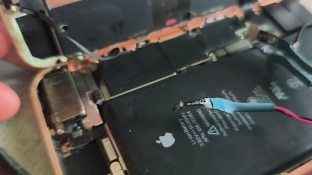 Apple iPhone 8 Plus 64GB Vàng. Mua bán Điện thoại tại Huyện Kế Sách Sóc Trăng được đăng bởi thu xác điện thoại giá cao tận nơi  hình 1