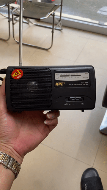 thanh lý đài radio như hình zin đẹp nghe hay. Mua bán Tivi, Âm thanh tại Quận Thanh Xuân Hà Nội được đăng bởi Văn sỹ cắt tóc hình 1