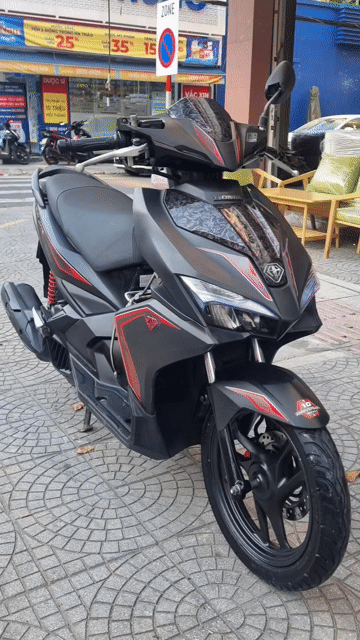 Honda Air Blade Đen. Mua bán Xe máy tại Quận Hải Châu Đà Nẵng được đăng bởi nguyen thanh thao hình 1
