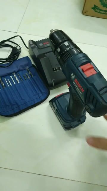 Máy khoan vặn vít Bosch M18 3chức năng chính hãng . Mua bán Đồ chuyên dụng, Giống nuôi trồng tại Thành phố Thủ Dầu Một Bình Dương được đăng bởi Linh pk hình 1