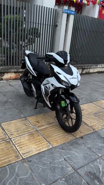 xe v3 2023 miwis 98%. Mua bán Xe máy tại Quận Nam Từ Liêm Hà Nội được đăng bởi cửa hàng xe máy yến thắng  hình 1