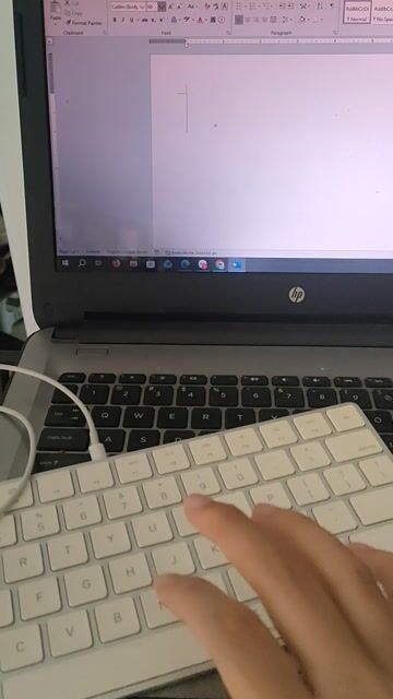 Bàn phím Apple Magic Keyboard A1644 Xám. Mua bán Phụ kiện (Màn hình, Chuột...) tại Thành phố Thủ Đức Tp Hồ Chí Minh được đăng bởi Phạm yến hình 1