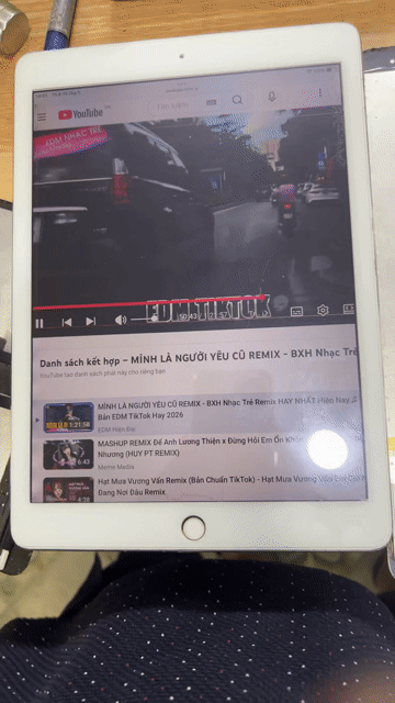 Apple iPad Air 2 64GB Bạc Đã sử dụng. Mua bán Máy tính bảng tại Quận 8 Tp Hồ Chí Minh được đăng bởi anh lục hình 1
