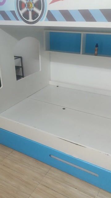 Giường tầng gỗ Nam Trắng Xanh có cầu trượt. Mua bán Giường, chăn ga gối nệm tại Quận Tân Bình Tp Hồ Chí Minh được đăng bởi vân hình 1