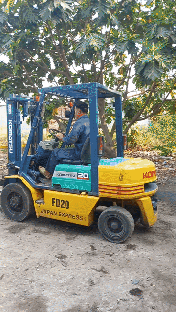 Xe nâng Komatsu 2 tấn. Mua bán Phương tiện khác tại Huyện Củ Chi Tp Hồ Chí Minh được đăng bởi Nguyễn Quốc Duy hình 1