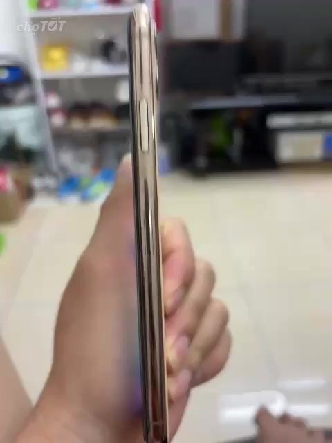 Apple iPhone 11 Pro Max 256GB Vàng. Mua bán Điện thoại tại Huyện Kim Thành Hải Dương được đăng bởi Hoàng Bùi Huy hình 1