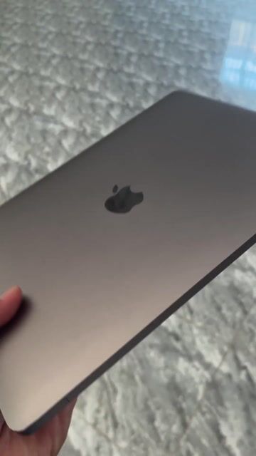 Apple MacBook Air Xám. Mua bán Laptop tại Huyện Kiên Lương Kiên Giang được đăng bởi Hồng Sơn Trần hình 1