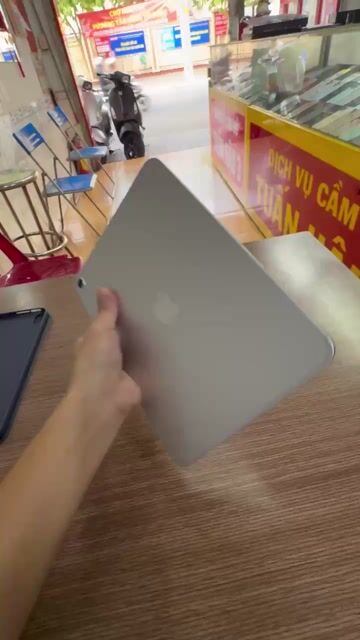 Apple iPad A16 128GB Bạc. Mua bán Máy tính bảng tại Quận 7 Tp Hồ Chí Minh được đăng bởi Quang Vũ hình 1