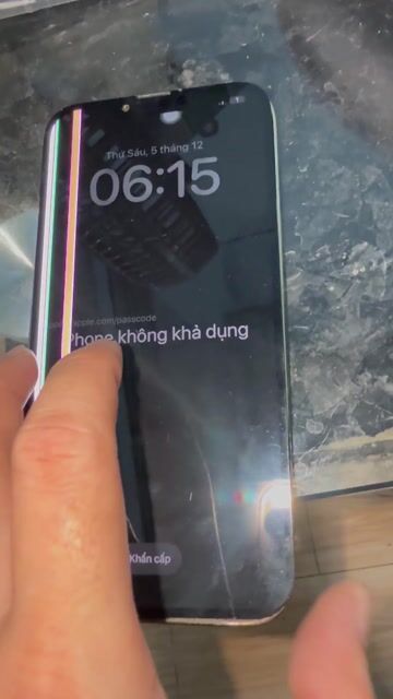 xác 13 Pro Max,Bị khóa iCloud,như hình. Mua bán Điện thoại tại Quận Bình Tân Tp Hồ Chí Minh được đăng bởi manhcuong hình 1