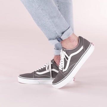 Vans Old Skool Skate Shoe - Navy / White video thumbnail
