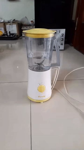 Máy xay sinh tố hàng Nhật bãi điện 100V. Mua bán Bếp, lò, đồ điện nhà bếp tại Huyện An Lão Hải Phòng được đăng bởi MẠNH CƯỜNG hình 1