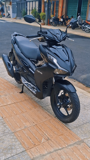 Honda Air Blade 2022 Đen nhám 4Val. Mua bán Xe máy tại Quận Hải Châu Đà Nẵng được đăng bởi Mua Bán Xe Cũ Có Góp Nợ xấu hình 1