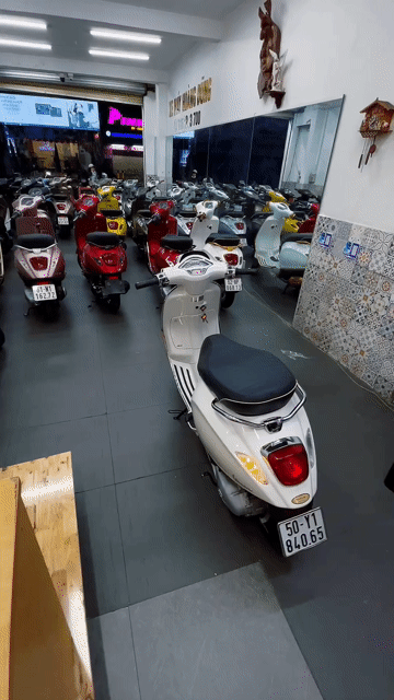 Piaggio Sprint Iget ABS 2022 Trắng 10158 km. Mua bán Xe máy tại Quận Phú Nhuận Tp Hồ Chí Minh được đăng bởi DŨNG HOÀNG  hình 1