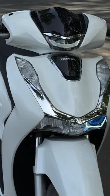 Sh 125 Cbs 2023 Trắng Đen. Mua bán Xe máy tại Thành phố Biên Hòa Đồng Nai được đăng bởi Xe Máy Sơn Trung Duy hình 1