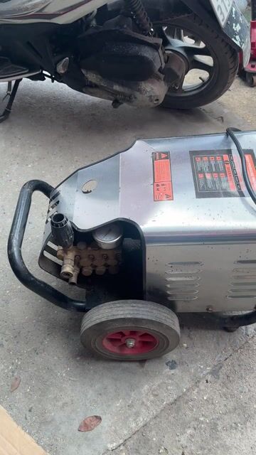 Máy rửa áp lực cao Lucky Pro SFD-4000. Mua bán Đồ chuyên dụng, Giống nuôi trồng tại Huyện Thường Tín Hà Nội được đăng bởi Nguyễn Xuân Lộc hình 1