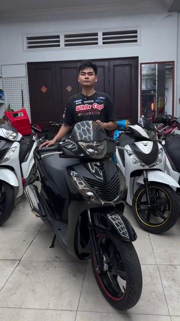 Honda SHVN/150 2017 ABS Đen. Mua bán Xe máy tại Thành phố Thủ Đức Tp Hồ Chí Minh được đăng bởi Lê Hạnh hình 1