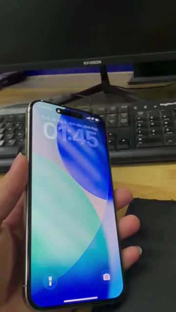 iPhone 15 Pro Max 512GB Titan tự nhiên. Mua bán Điện thoại tại Huyện Bình Chánh Tp Hồ Chí Minh được đăng bởi Thạch Thị Hồng Yến hình 1