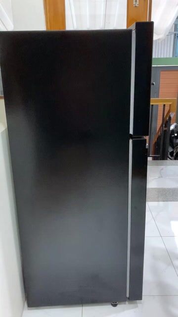 Tủ lạnh LG GV-B212WB 217L Đen Việt Nam Mới. Mua bán Tủ lạnh tại Quận 10 Tp Hồ Chí Minh được đăng bởi Thuỳ Vân hình 1