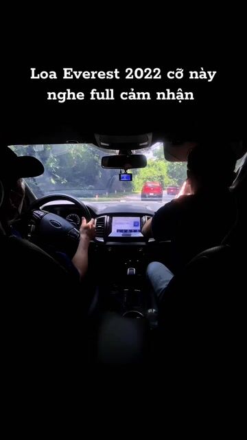 Ford Everest 2022 Titanium 2.0L AT 4x2 - 40000 km. Mua bán Ô tô tại Thành phố Bảo Lộc Lâm Đồng được đăng bởi Hoài Chỉnh Ford hình 1