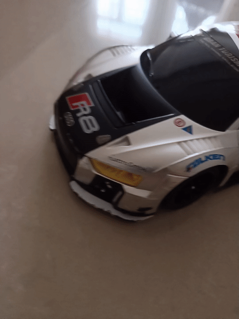 Xe Audi R8. Mua bán Sở thích khác tại Quận 6 Tp Hồ Chí Minh được đăng bởi HiHi hình 1