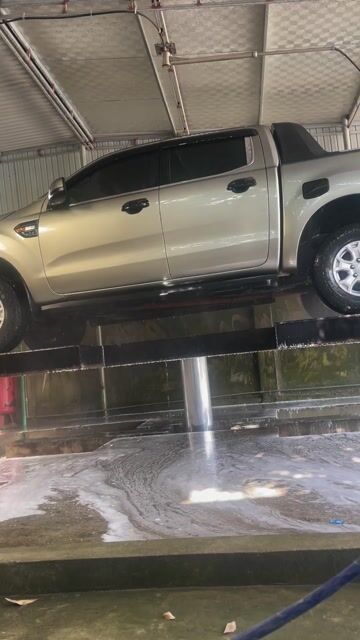 Ford Ranger Vàng cát 5 chỗ. Mua bán Ô tô tại Huyện Thanh Chương Nghệ An được đăng bởi Taxi Huyền Anh Đức hình 1