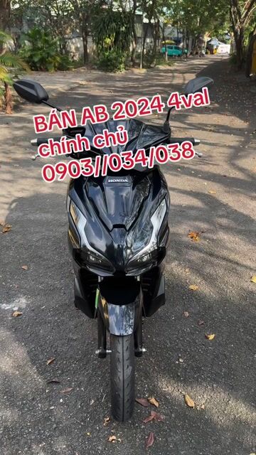 Honda Air Blade 2024 125cc Đen bóng. Mua bán Xe máy tại Thành phố Thủ Đức Tp Hồ Chí Minh được đăng bởi XE MÁY ANH hình 1