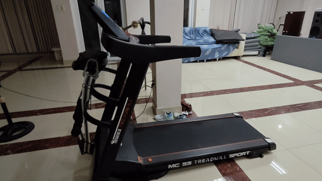 Máy chạy bộ Toshiko MC 55 Treadmill Sport Đen. Mua bán Đồ thể thao, Dã ngoại tại Huyện Bến Lức Long An được đăng bởi Huỳnh Thảo hình 1
