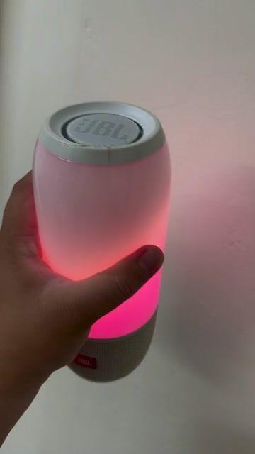 Loa Bluetooth JBL Pulse 3 Trắng. Mua bán Tivi, Âm thanh tại Thành phố Thủ Đức Tp Hồ Chí Minh được đăng bởi Nguyen Phuc hình 1