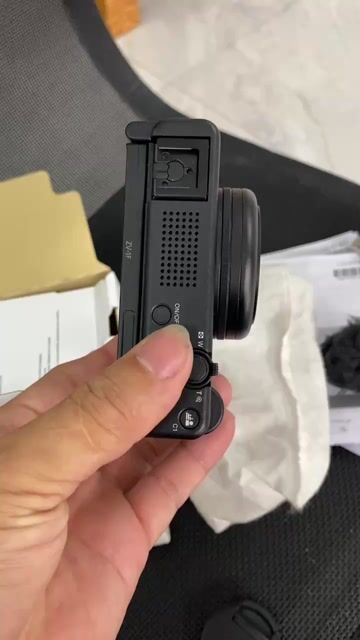 Sony ZV-1F Full box bảo hành chính hãng gần 2 năm. Mua bán Máy ảnh, Máy quay tại Quận 12 Tp Hồ Chí Minh được đăng bởi Quyên Phạm hình 1