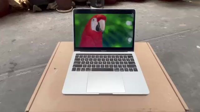 PRO 13.3'' 2019 SILVER / I5 / 16G / 512G / SẠCH US. Mua bán Laptop tại Quận 3 Tp Hồ Chí Minh được đăng bởi Tèo hình 1