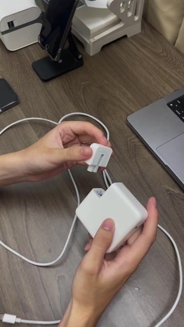 Củ sạc + Cáp sạc Pro/Air 30W-96W Trắng. Mua bán Phụ kiện (Màn hình, Chuột...) tại Thành phố Thủ Đức Tp Hồ Chí Minh được đăng bởi Trọng Quân hình 1