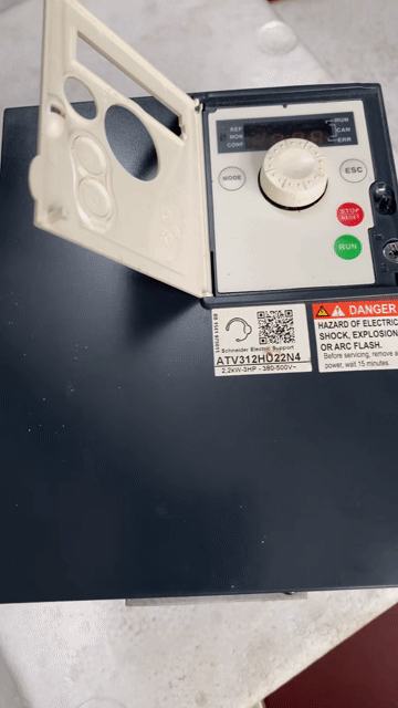 Biến tần Schneider Electric ATV312HU22N4 2.2kW. Mua bán Đồ chuyên dụng, Giống nuôi trồng tại Quận 7 Tp Hồ Chí Minh được đăng bởi HOÀ hình 1