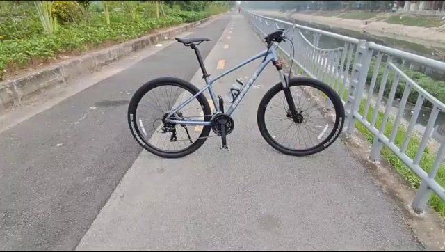 Xe đạp địa hình Giant ATX 810 Xám. Mua bán Xe đạp tại Quận Đống Đa Hà Nội được đăng bởi Bảo trang hình 1