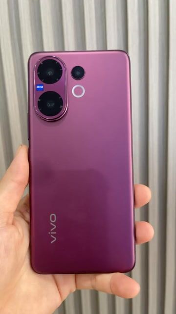 Vivo V60 12GB 256GB Tím. Mua bán Điện thoại tại Thị xã Ngã Năm Sóc Trăng được đăng bởi Thanh Đặng hình 1
