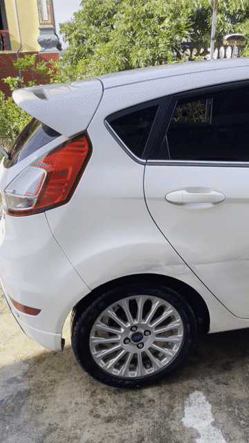 Ford Fiesta 2014 Trắng Tự động. Mua bán Ô tô tại Huyện Hải Hậu Nam Định được đăng bởi Nguyen Ngọc hình 1