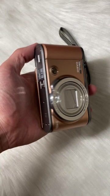 Máy ảnh Casio Exilim ZR1700 Vàng đồng 98%. Mua bán Máy ảnh, Máy quay tại Quận Cầu Giấy Hà Nội được đăng bởi Vũ Thành Long hình 1