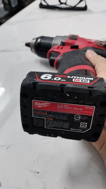Bộ Máy khoan pin Milwaukee M12  , pin 6.0 , sạc. Mua bán Đồ chuyên dụng, Giống nuôi trồng tại Quận Gò Vấp Tp Hồ Chí Minh được đăng bởi DƯƠNG TÙNG hình 1
