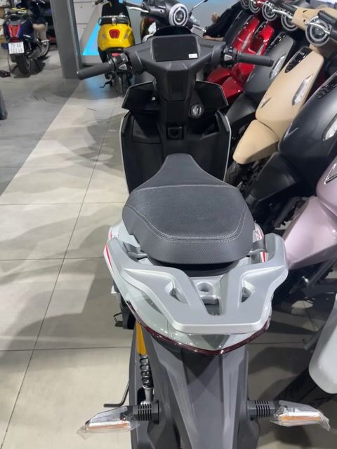 Xe máy điện VinFast Viper Xám. Mua bán Xe máy tại Quận 3 Tp Hồ Chí Minh được đăng bởi Vàng Shinhan hình 1