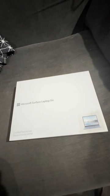 Surface Laptop Go màu xanh, fullbox, hoá đơn, 99%. Mua bán Laptop tại Thành phố Thủ Đức Tp Hồ Chí Minh được đăng bởi Wan Hua hình 1