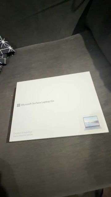 Surface Laptop Go màu xanh, fullbox, hoá đơn, 99%. Mua bán Laptop tại Thành phố Thủ Đức Tp Hồ Chí Minh được đăng bởi Wan Hua hình 1