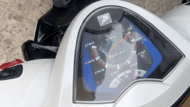 Honda Vision 2013 Đen Trắng 40.000km. Mua bán Xe máy tại Quận Tân Phú Tp Hồ Chí Minh được đăng bởi A nhân hình 1