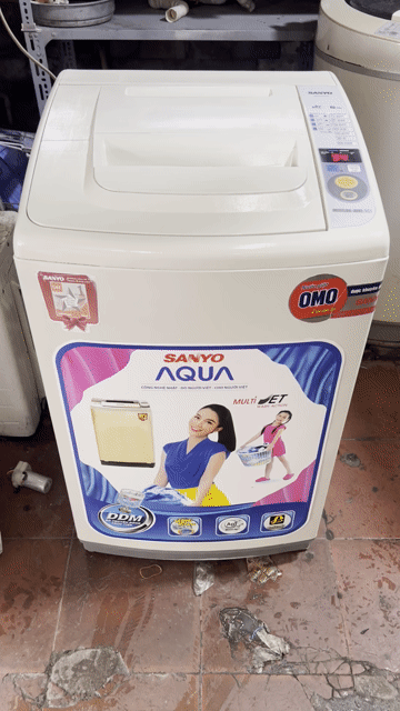 Máy giặt Sanyo 7kg cửa trên Trắng cũ. Mua bán Máy giặt tại Quận 7 Tp Hồ Chí Minh được đăng bởi TH Điện lạnh giá rẻ siêu rẻ HCM hình 1