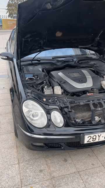 Mercedes-Benz E280 2005 Đen 160.000 Km. Mua bán Ô tô tại Quận Cầu Giấy Hà Nội được đăng bởi Nam Sơn Car hình 1