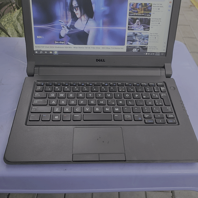 Dell latitude Thế hệ 4 8GB/128GB Đen. Mua bán Laptop tại Thành phố Thủ Dầu Một Bình Dương được đăng bởi Nguyễn Nhân hình 1
