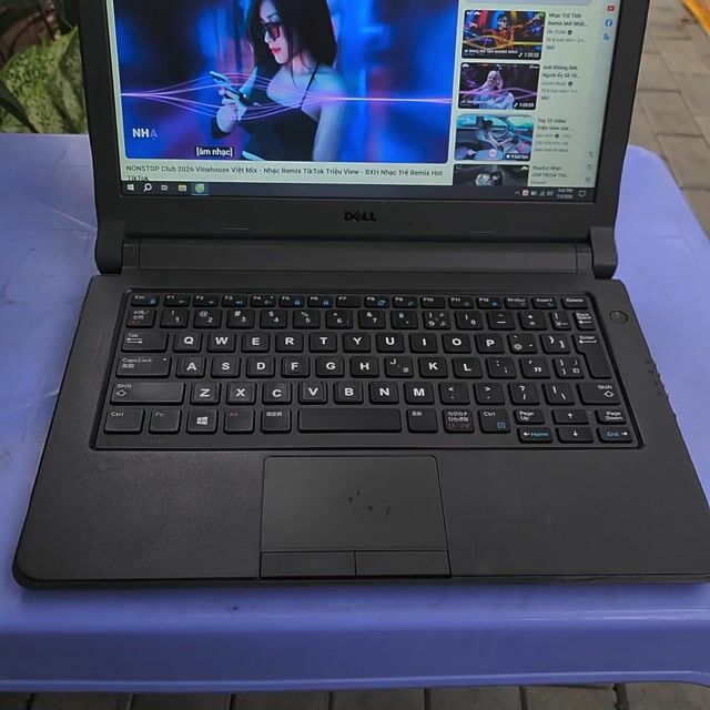 Dell latitude Thế hệ 4 8GB/128GB Đen. Mua bán Laptop tại Thành phố Thủ Dầu Một Bình Dương được đăng bởi Nguyễn Nhân hình 1
