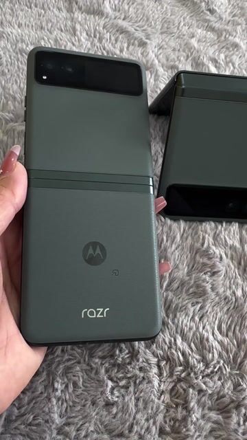 Motorola Razr 40S 2Sim ram 8/256GB like new 99%. Mua bán Điện thoại tại Quận Bình Tân Tp Hồ Chí Minh được đăng bởi Hoàng Anh hình 1
