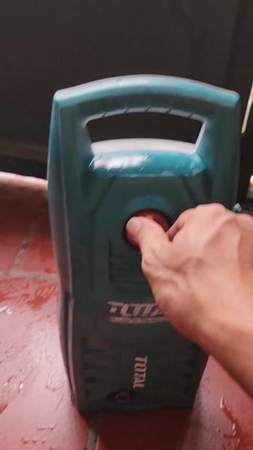 Máy rửa xe TOTAL TGT11316 Xám. Mua bán Đồ chuyên dụng, Giống nuôi trồng tại Huyện Thanh Trì Hà Nội được đăng bởi đồ linh tinh ko dùng hình 1