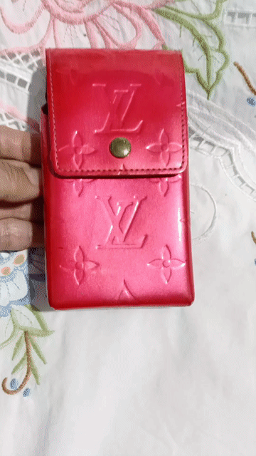 Túi nhỏ Louis Vuitton chuẩn authentic          .. Mua bán Túi xách tại Huyện Cai Lậy Tiền Giang được đăng bởi Phạm Ánh thanh lý hàng hiệu hình 1