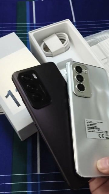Oppo Reno 12 5G 512GB Bạc12/. Mua bán Điện thoại tại Quận 1 Tp Hồ Chí Minh được đăng bởi Toàn thắng sĩ mobi hình 1