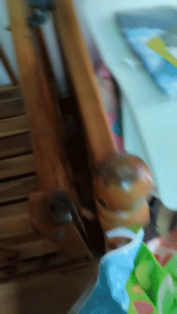 Nôi cũi gỗ Nâu gỗ Có bánh xe. Mua bán Mẹ và bé tại Quận Ninh Kiều Cần Thơ được đăng bởi Nguyễn Phương Linh hình 1